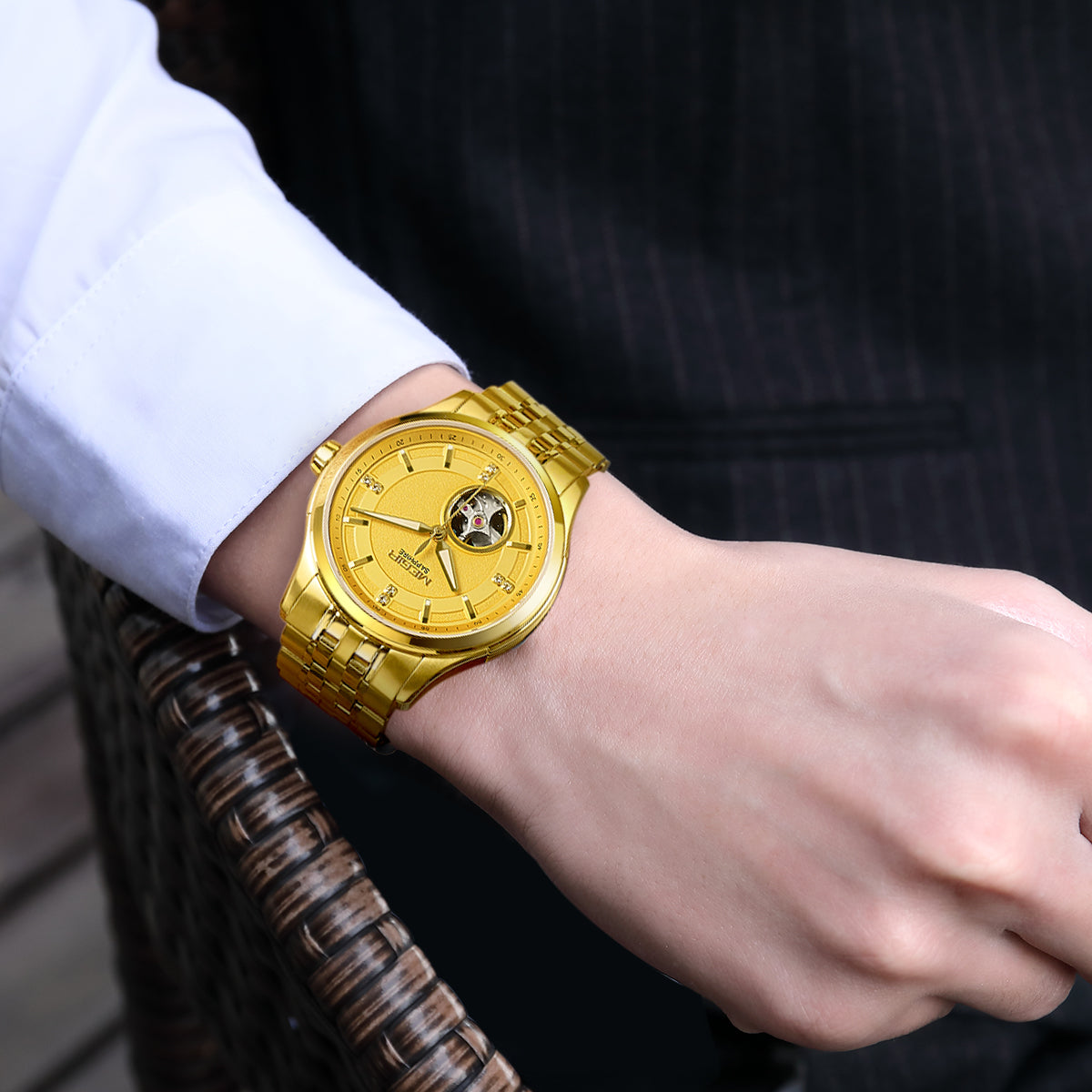 MEGIR Top Brand Luxury Business Watch Men Stainless Steel Waterproof Automatic Mechanical WristWatch Clock Big Dial Montre Homme-1