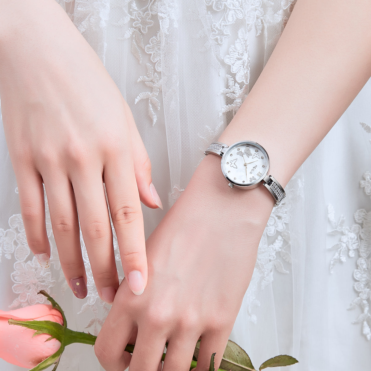 MEGIR Watch for Women Luxury Diamond Ladies Quartz Wristwatches Steel Women Bracelet Watches Female Dress Clock Relogio Feminino-2