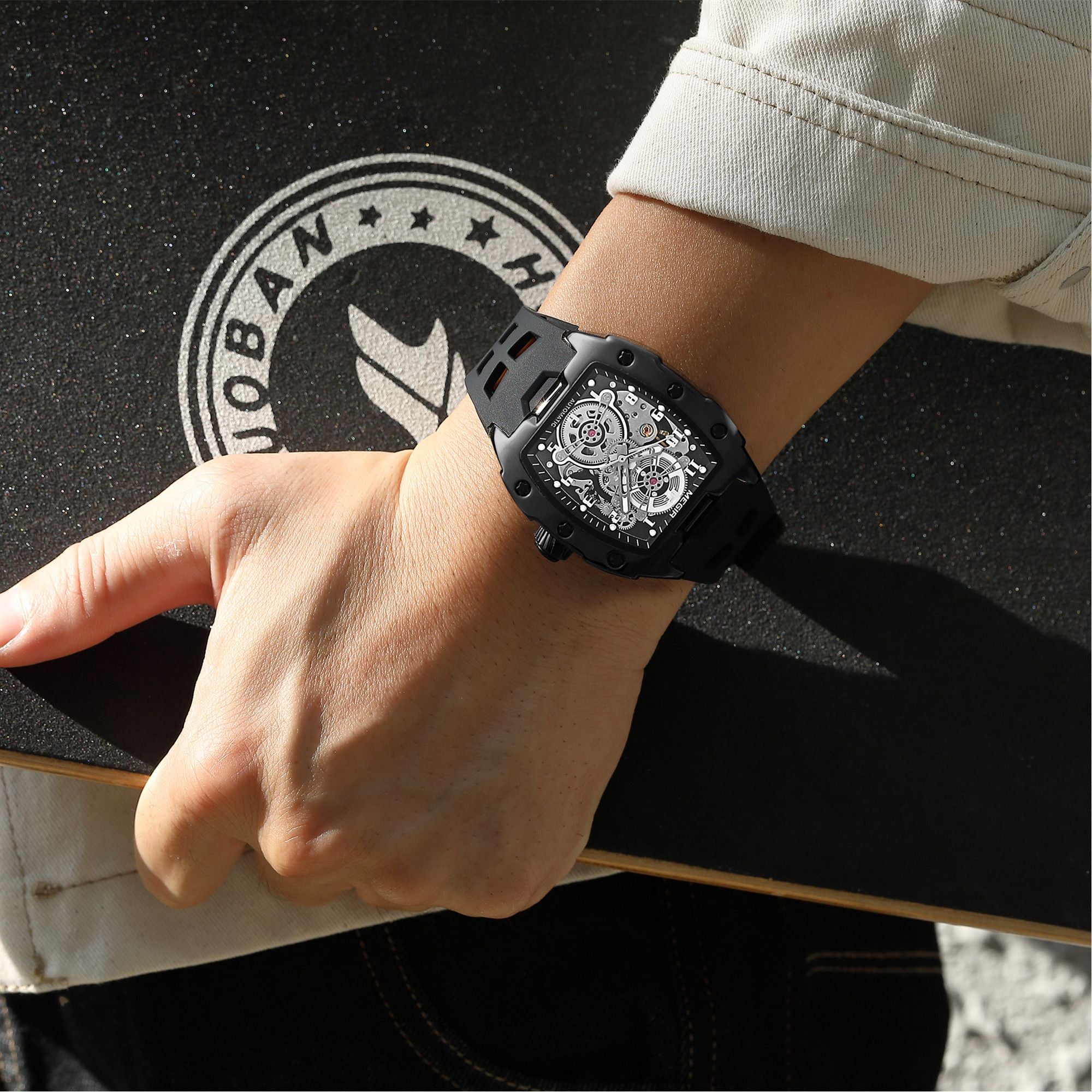 MEGIR New Men Watches Luxury Brand Automatic Mechanical Watch Skeleton Dial Silicone Strap Sports Casual Wristwatch Waterproof Clock Male Gift 8602-7