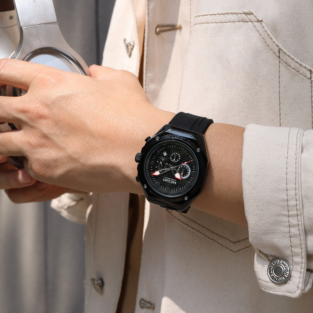 MEGIR Brand Men Quartz Watch Luxury Sport Wristwatches Waterproof Luminous 24 Hours Chronograph Clock Date Reloj Hombre 8118-1